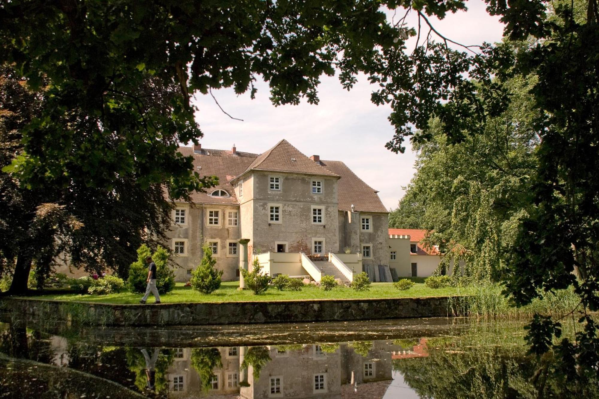 Hotel Wasserschloss Mellenthin Exterior photo